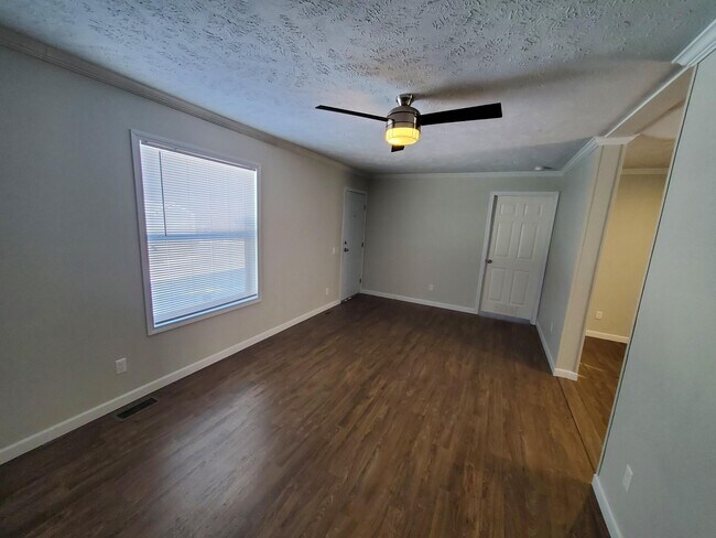 Building Photo - 24 Bluebird Hill Dr