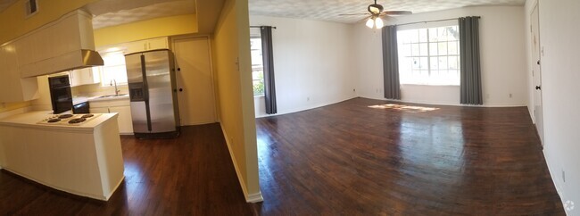 Building Photo - 10833 Marchant Cir