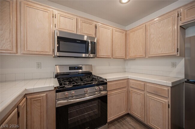 Building Photo - 1844 Scimitar Dr