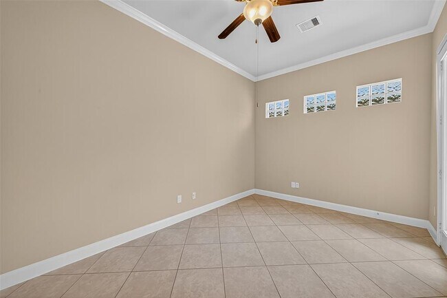 Building Photo - 4435 Calvet Forest Dr