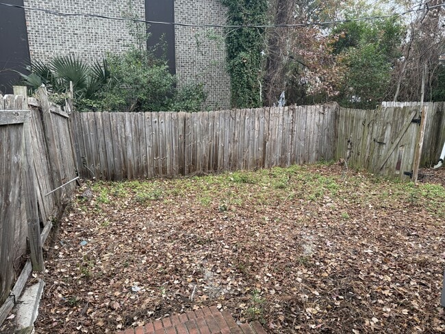 Building Photo - 1000 62nd Ave N