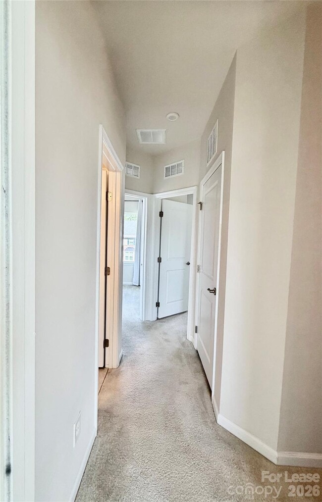Building Photo - 2662 Grantham Place Dr