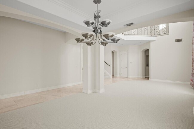 Building Photo - Stunning 4 bed, 4.5 bath home located on a quiet and highly desirable street in Redondo Beach