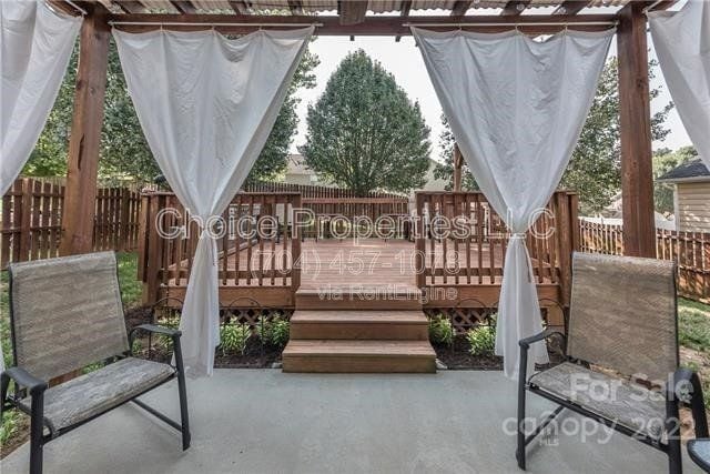 Building Photo - 5518 Stowe Derby Dr