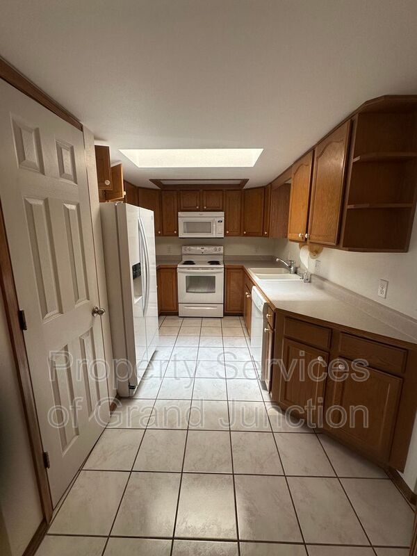 Building Photo - 2838 Grand Falls Cir