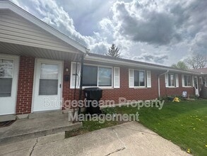Building Photo - 4952 Leeper St