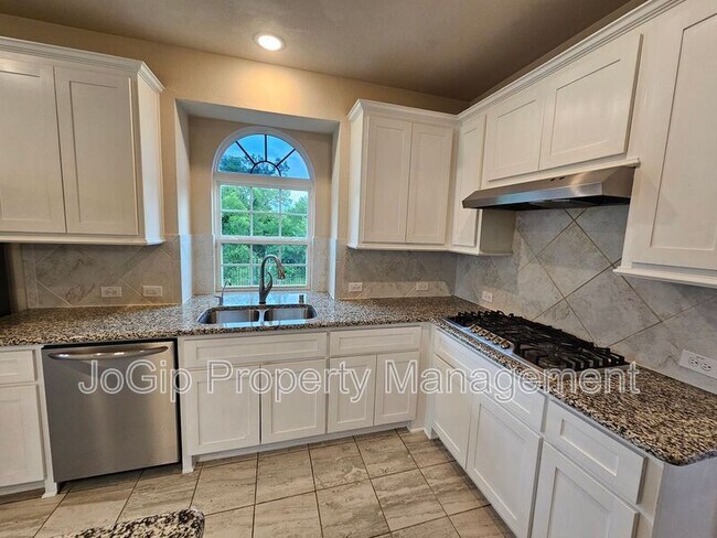 Building Photo - 4318 Egret Ct