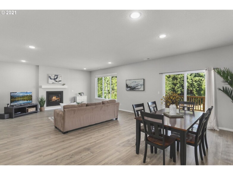 Building Photo - 16969 SE Katmai Ct