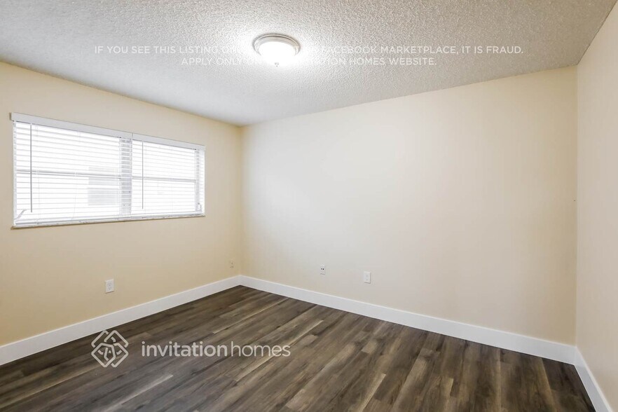 Building Photo - 11860 NW 29th Pl