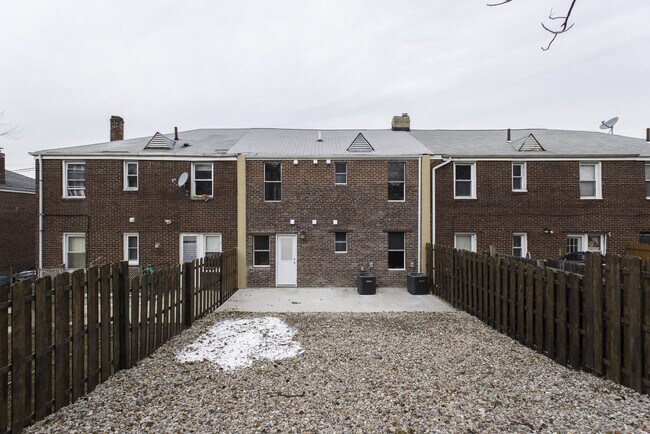 Building Photo - 8610 Newkirk Ave