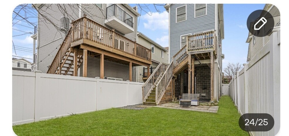 Building Photo - 107 Baden Pl