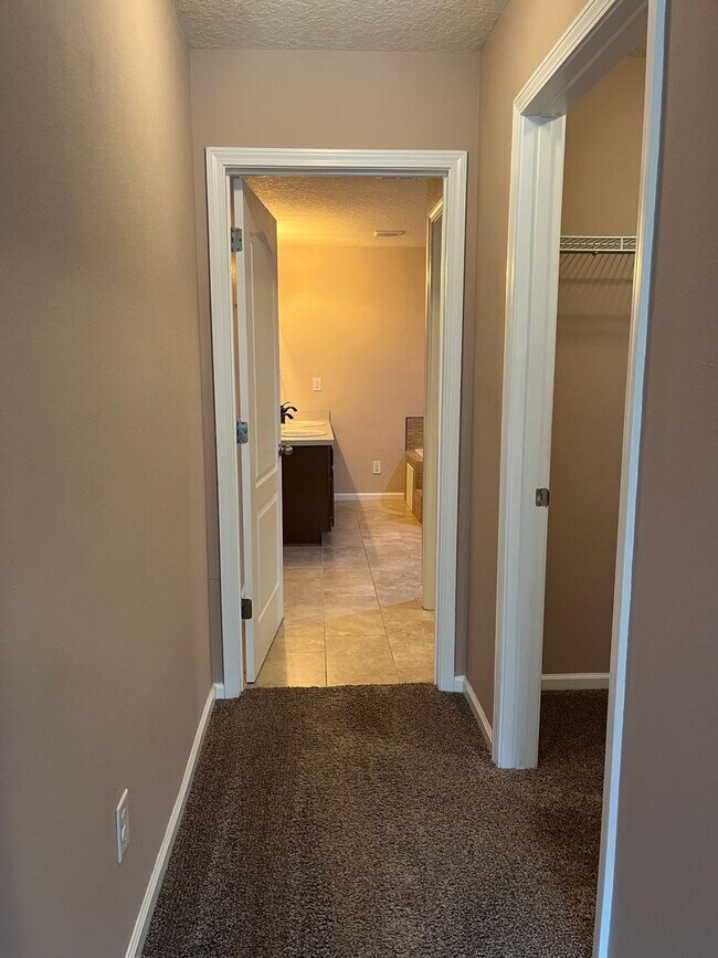 Building Photo - West Magnolia 3BR / 2BA Home Clay County