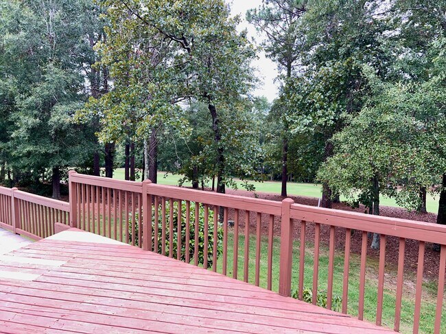 Building Photo - 160 Winged Elm Cir