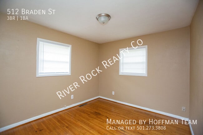 Building Photo - 512 Braden St