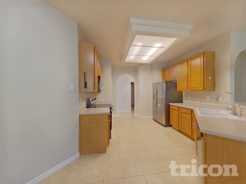 Building Photo - 4907 Cape Hatteras Dr