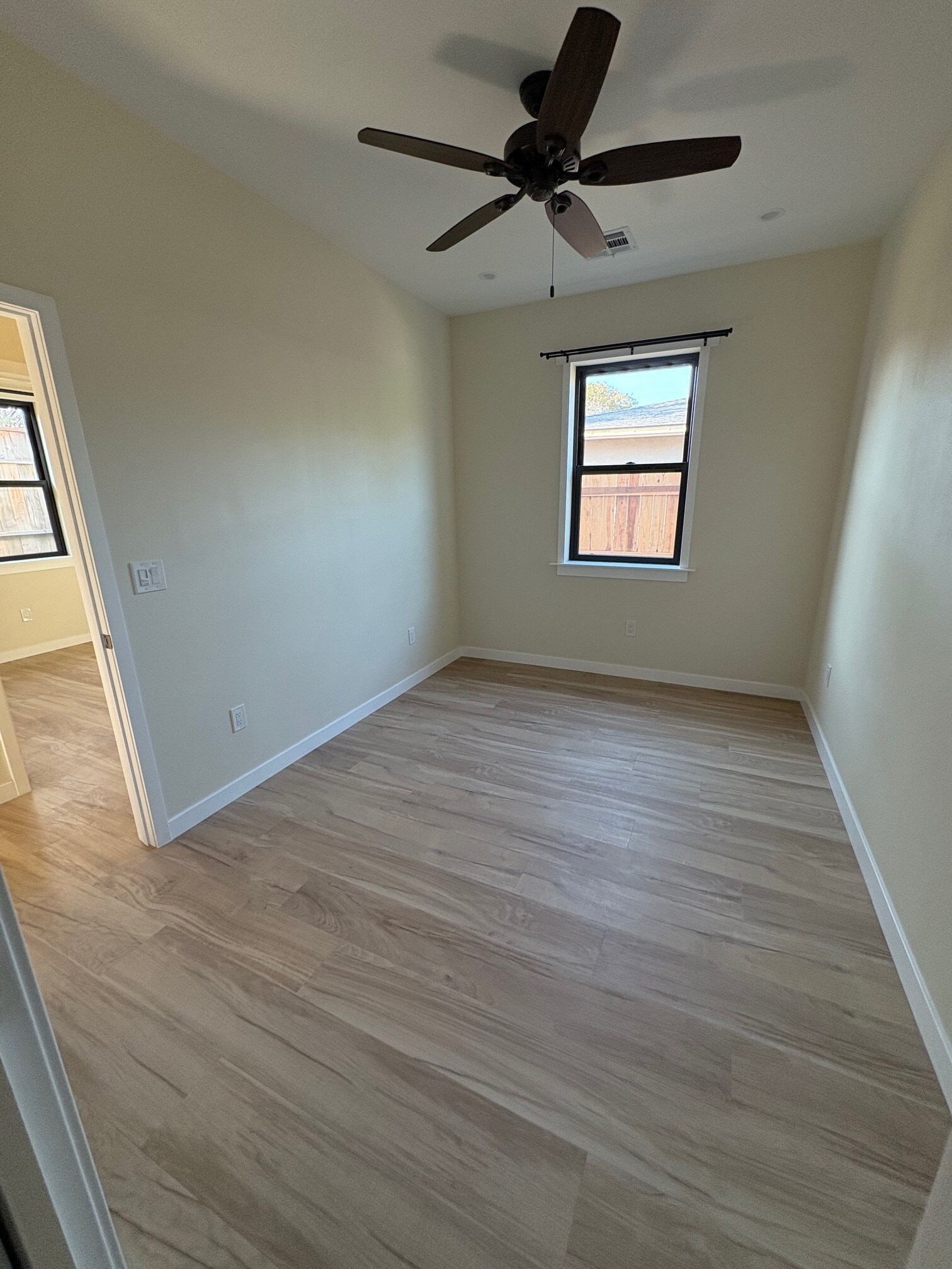 Building Photo - 3727 Gundry Ave