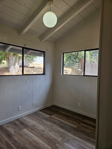 Building Photo - 89 Waipoli Rd