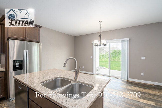 Building Photo - 1087 Faith Ct