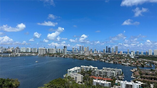 Building Photo - 16385 Biscayne Blvd