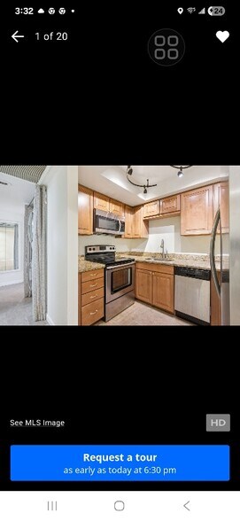 Building Photo - 17 E Ruth Ave