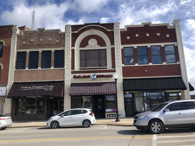 Building Photo - 26 E Downer Pl