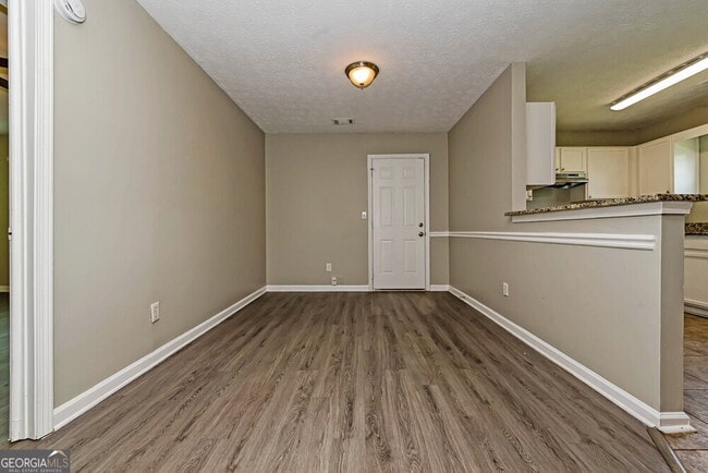 Building Photo - 172 Marsh Glen Dr