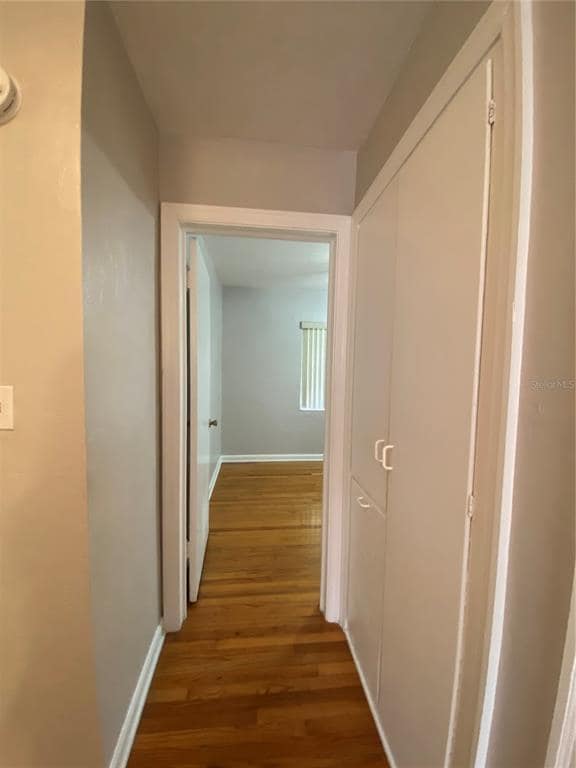 Building Photo - 1044 N Bumby Ave