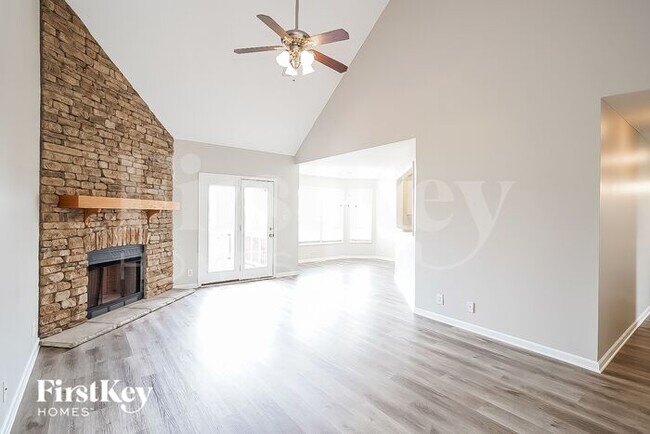 Building Photo - 3709 Meadow Ridge Ln