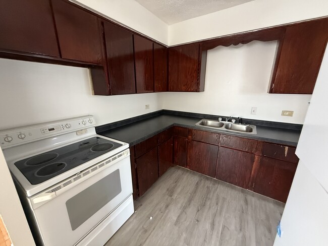 Building Photo - 1246 S 51st Ct