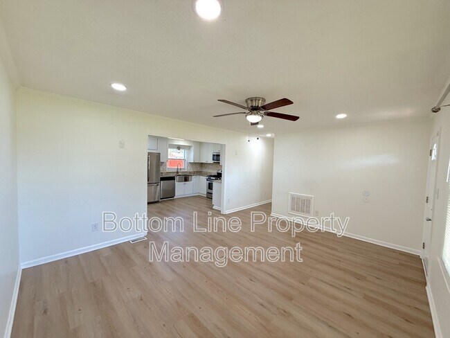 Building Photo - 749 Shannon Bradley Rd