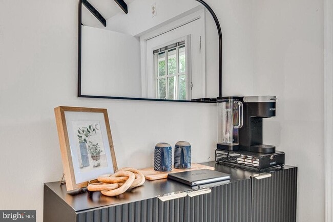 Building Photo - 241 Wildcat Dr