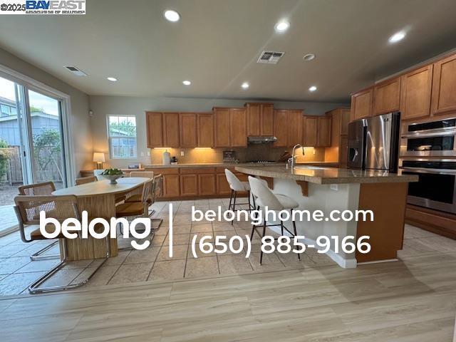 Building Photo - 118 E Heritage Dr