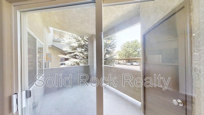 Building Photo - 7045 Ash Creek Heights