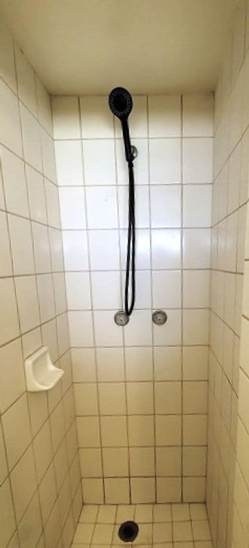 Building Photo - Renovated Single Story House - Close to Fr...