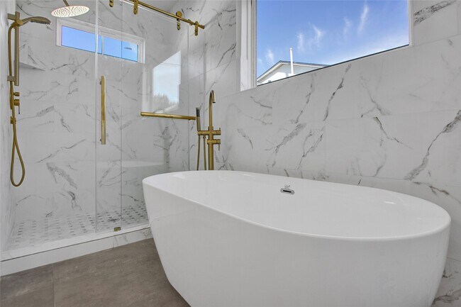 Building Photo - 4716 Siegel St