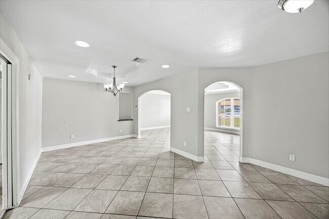 Building Photo - 1209 Dogwood Dr