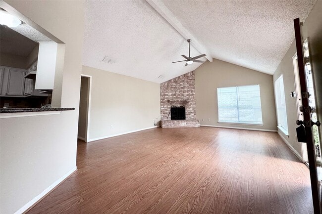 Building Photo - 3511 Palm Grove Dr