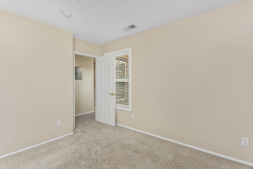 Building Photo - 7353 Ellena W