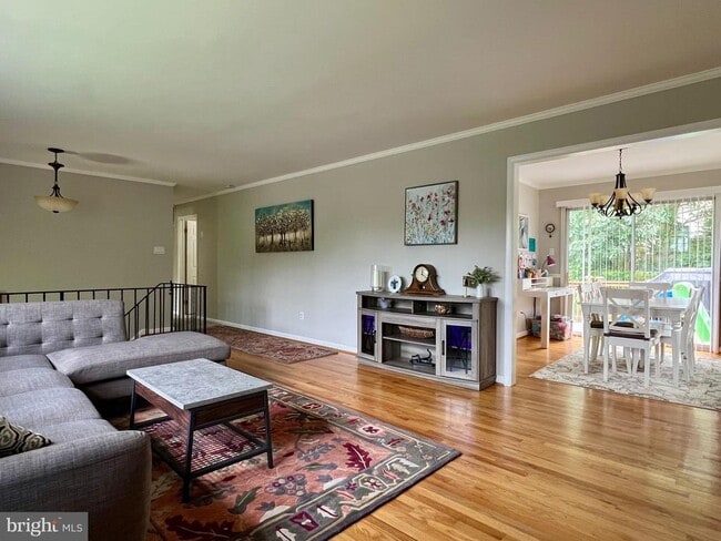 Building Photo - 4213 Nutwood Way
