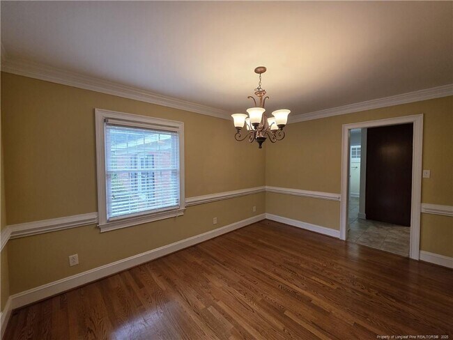 Building Photo - 342 Devane St