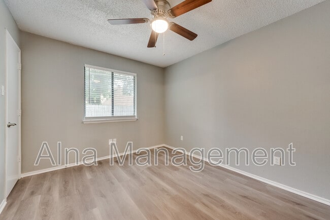 Building Photo - 6014 Meadowside Trail