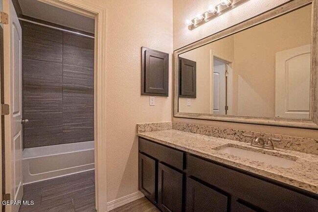 Building Photo - 4828 Ruben Soto