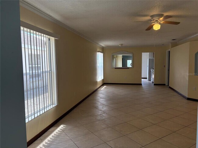 Building Photo - 3524 Chinaberry Ln