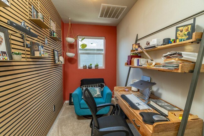 Building Photo - 20581 SE Evian Ave