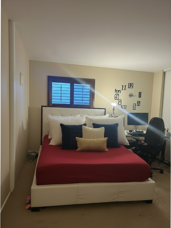 Building Photo - 1444 W 8th St