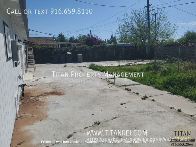 Building Photo - 7800 50th Ave