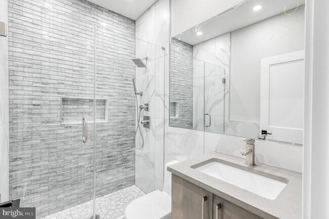 Building Photo - 2026 Spring Garden St