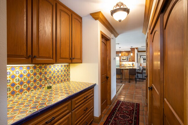 Building Photo - 387 S Cahuilla Rd