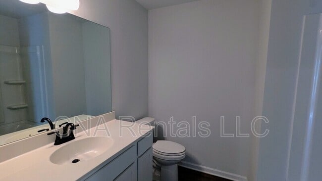 Building Photo - 2367 Summit Ave NW