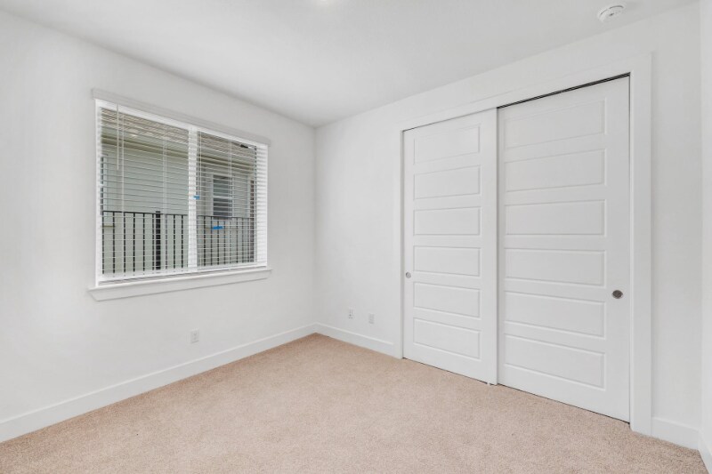 Building Photo - 3805 Mesquite Valley Rd